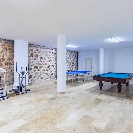 Neptun One Villa